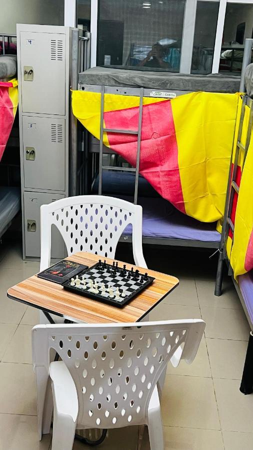 Dubai Star Hostel Eksteriør billede