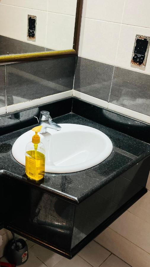 Dubai Star Hostel Eksteriør billede